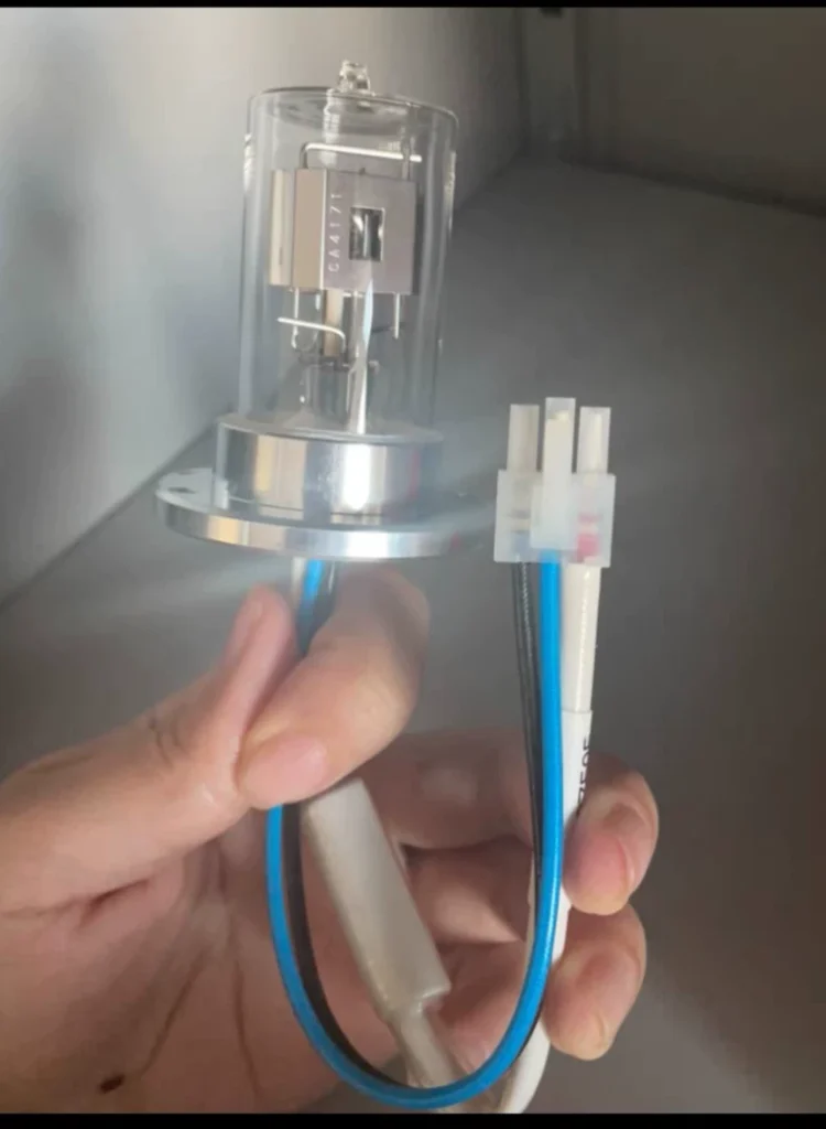 Waters Deuterium Lamp WAS081142 thumbnail