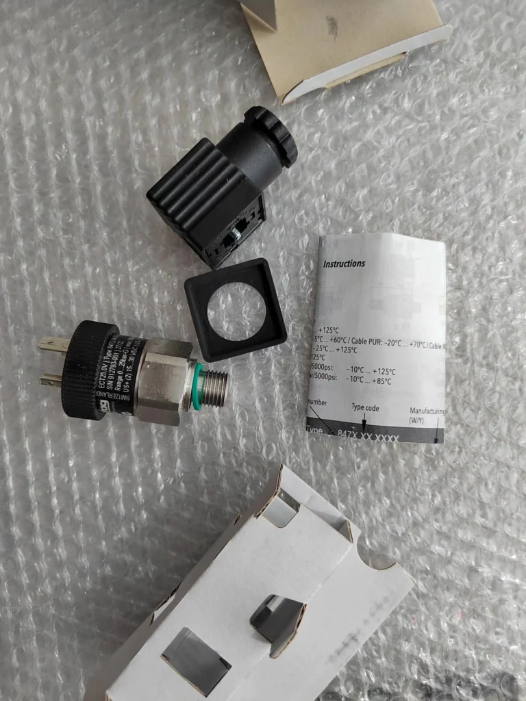 Trafag 8472.80.5717 Pressure Transmitter thumbnail