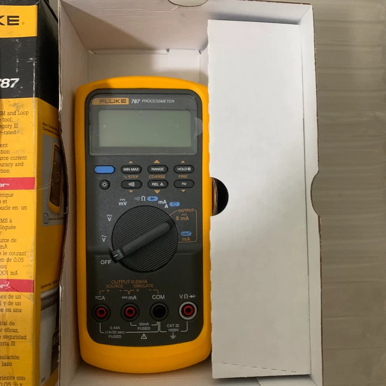 Fluke 787 Multimeter