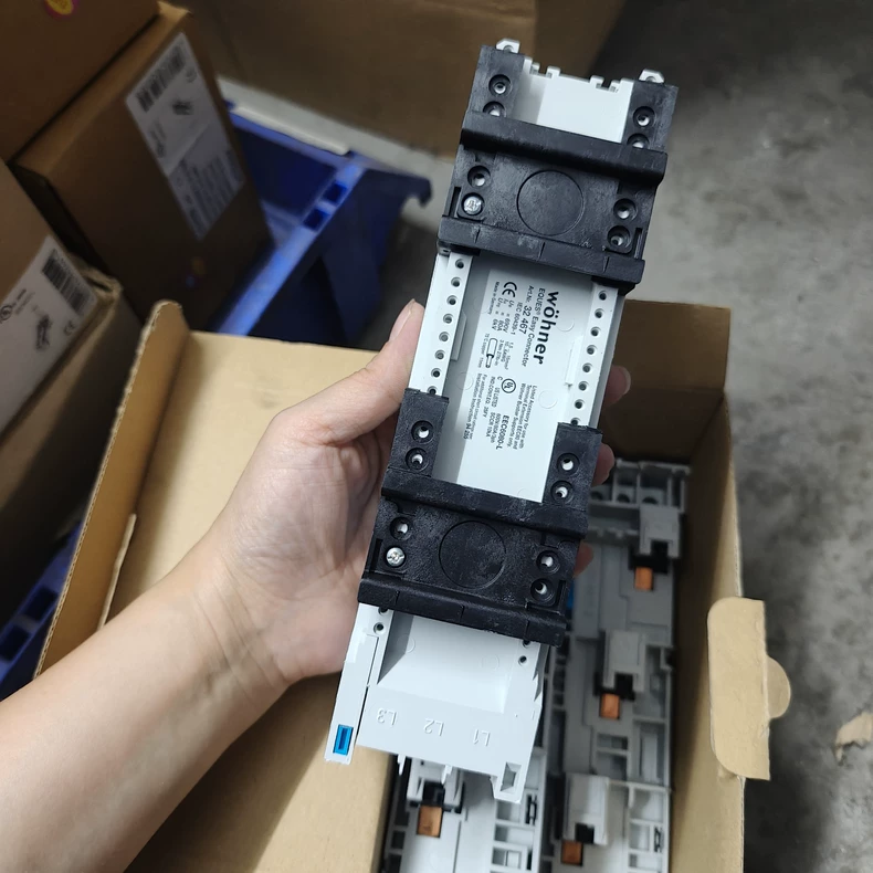 Wöhner Busbar Adapter 32467 / EEC6080