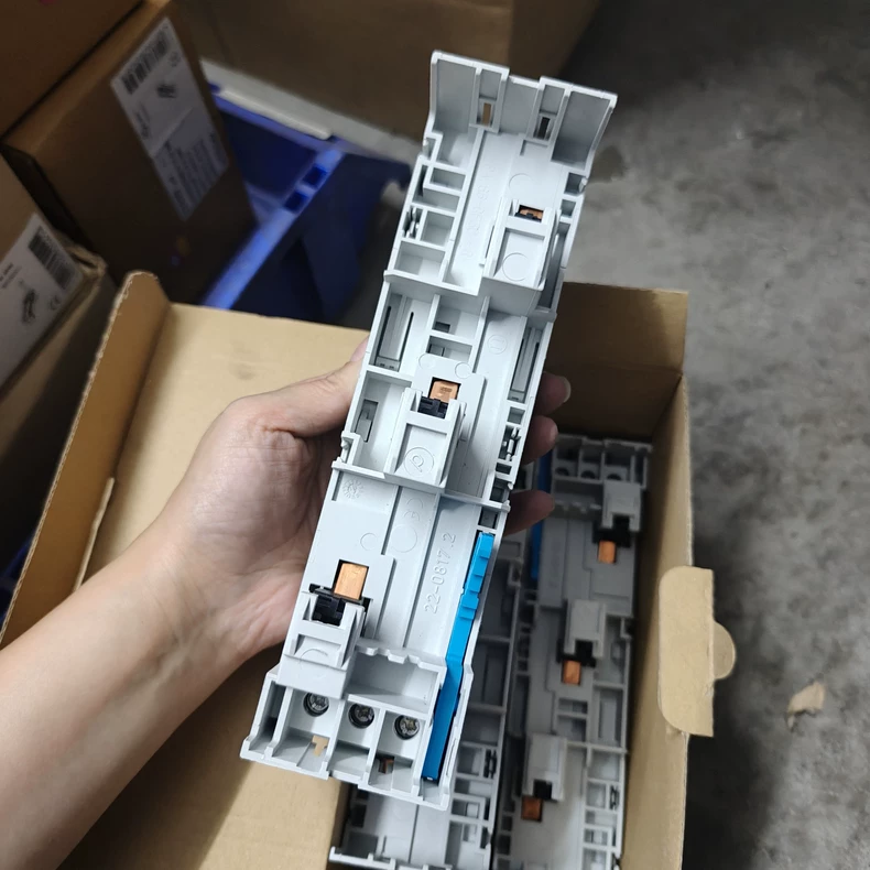 Wöhner Busbar Adapter 32467 / EEC6080 thumbnail