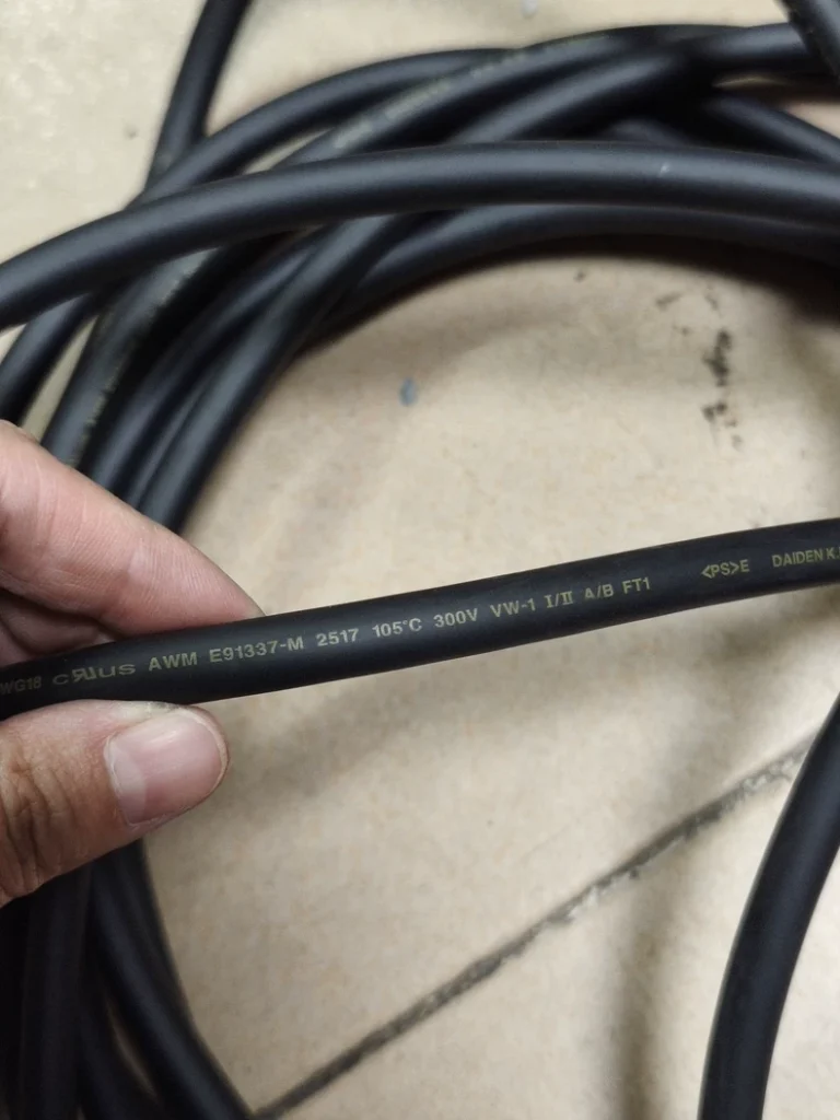 Daiden K.K. Robot Cable E91337-M thumbnail