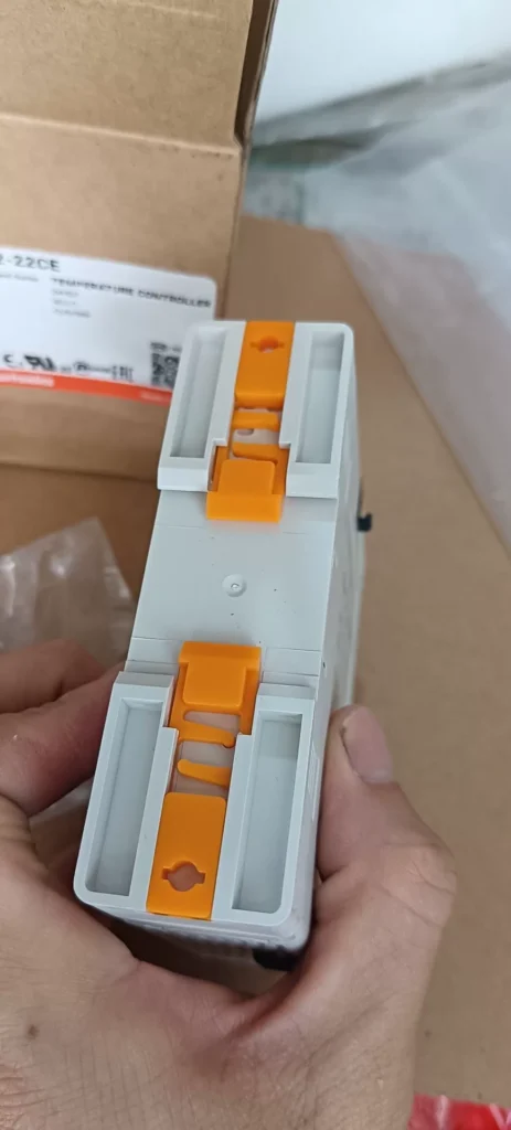 Autonics TM2-22CE Temperature Controller thumbnail