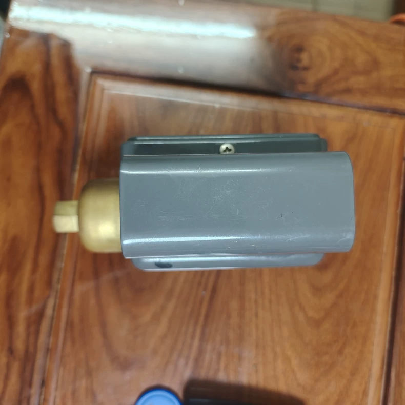 Azbil Pressure Regulator Switch L404F204 thumbnail