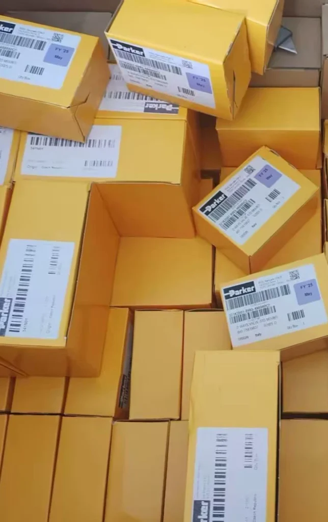 Parker 121K01 Pneumatic Valve
