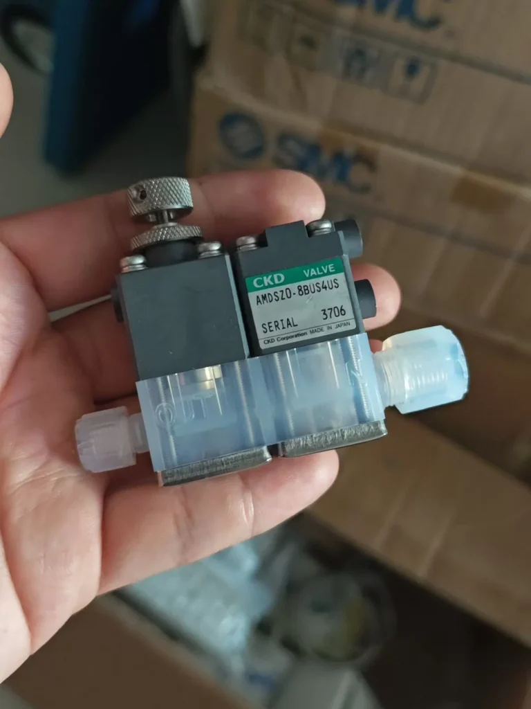 CKD AMDSZ0-8BUS4US Valve