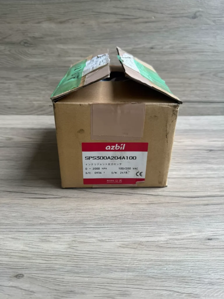 Azbil SPS300A204A100 Pressure Sensor