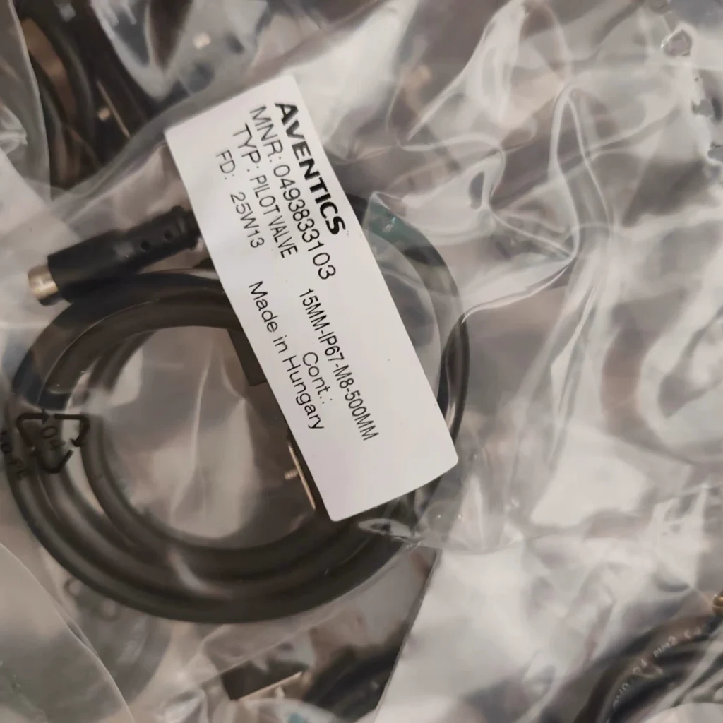 Aventics 0493833103 Pneumatic Pilot Valve