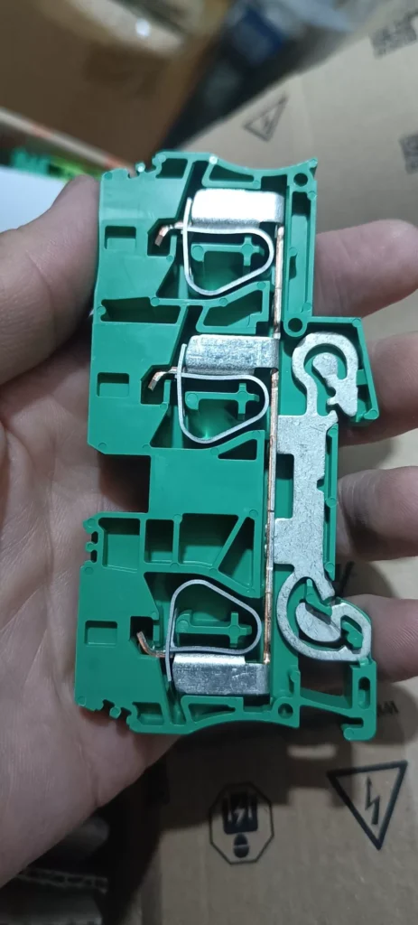 Weidmuller ZPE 10/3AN Terminal Block thumbnail