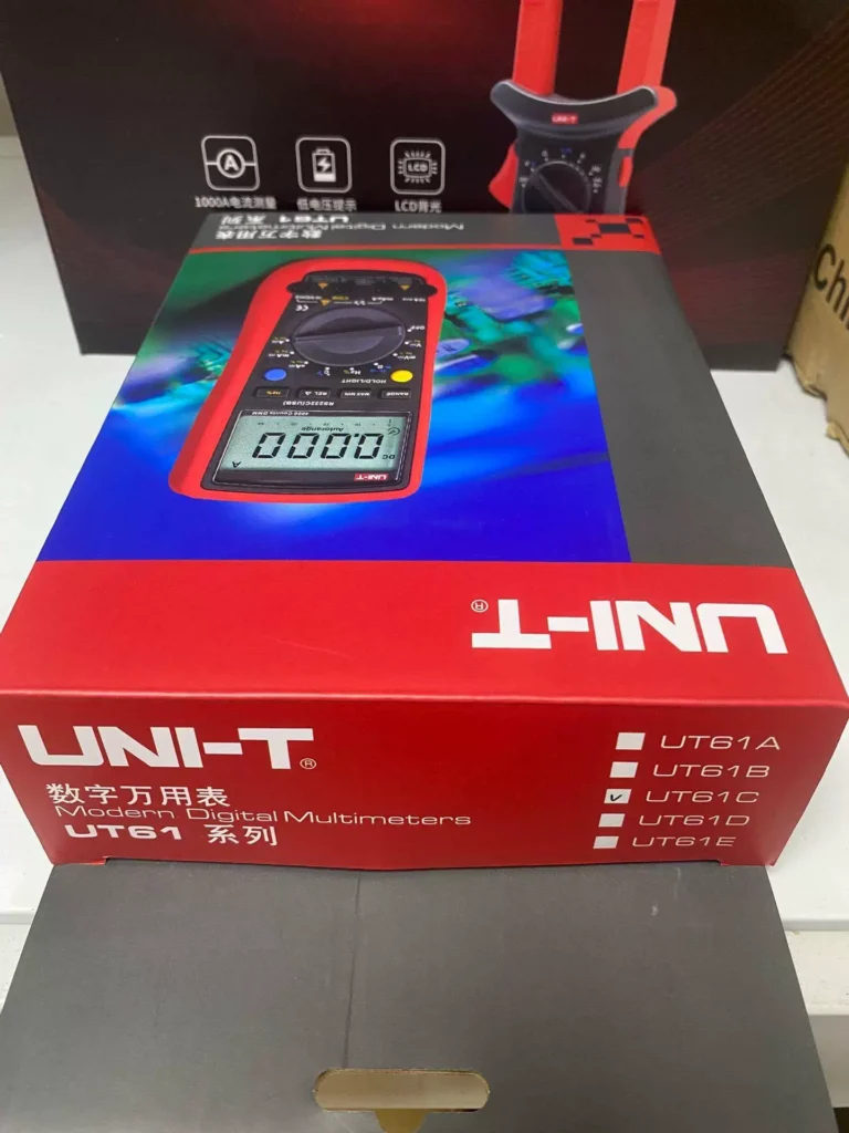 UNI-T UT61C Digital Multimeter thumbnail