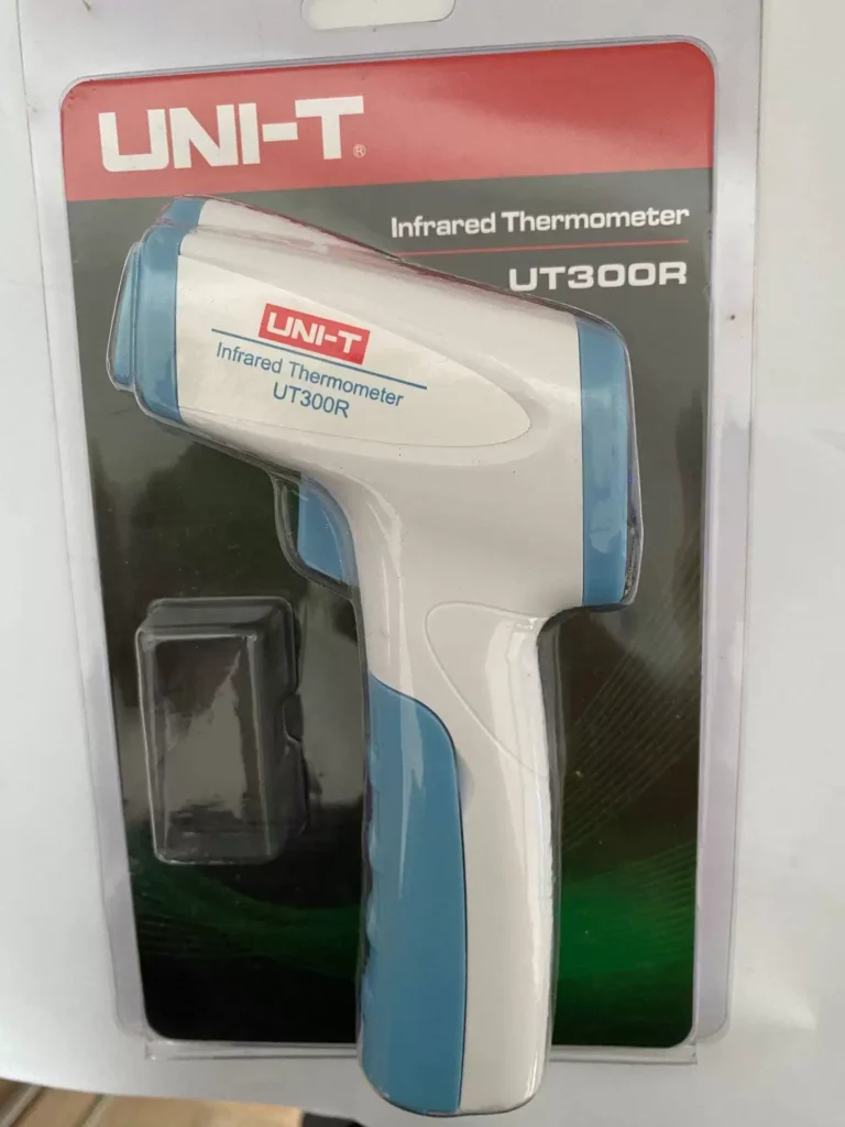 UNI-T UT300R Infrared Thermometer