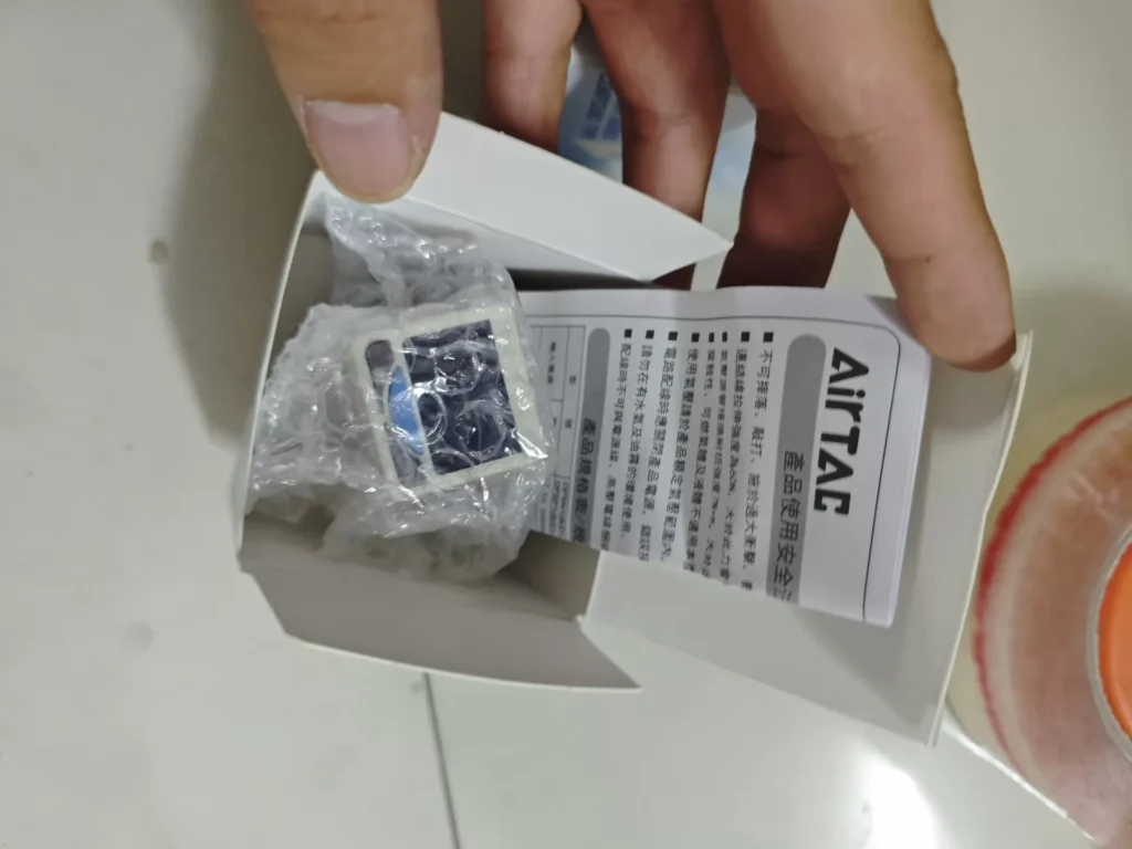 AIRTAC DPSN1B-10020 Sensor thumbnail