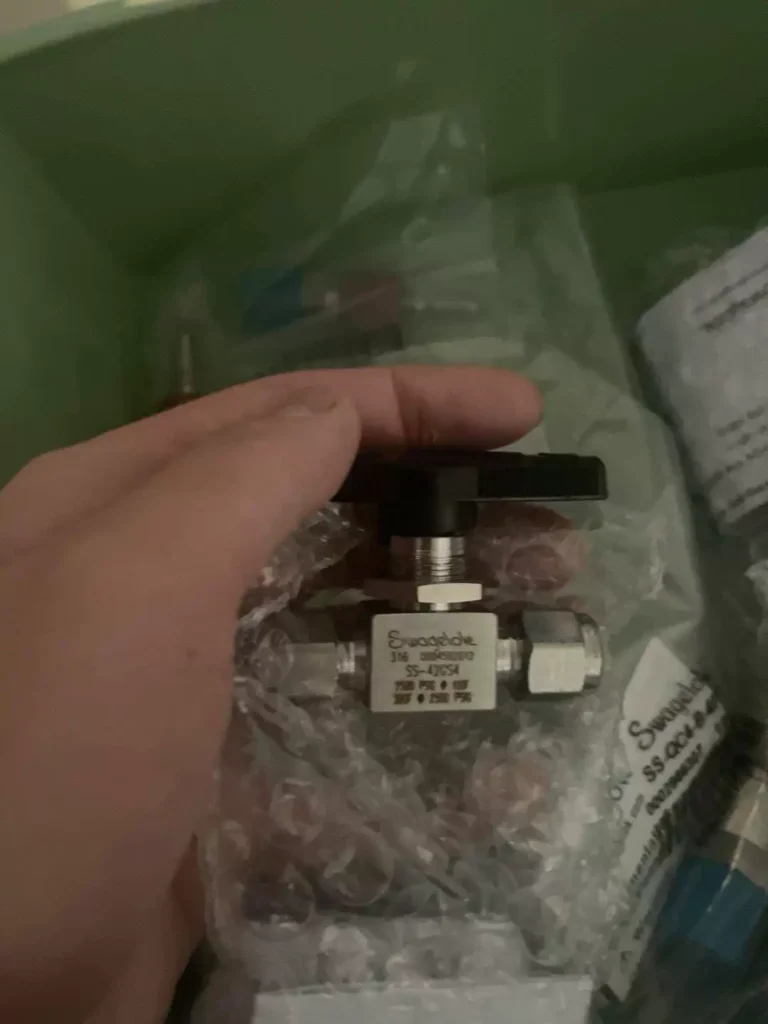 Swagelok SS-42GS4 Valve