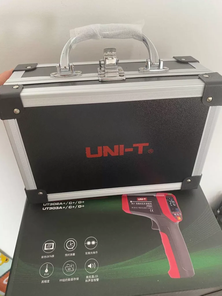UNI-T UT303C+ Infrared Thermometer
