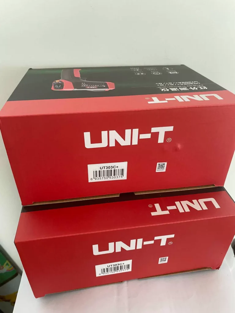 UNI-T UT303C+ Infrared Thermometer thumbnail