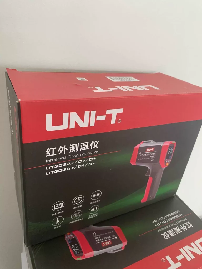 UNI-T UT303C+ Infrared Thermometer thumbnail