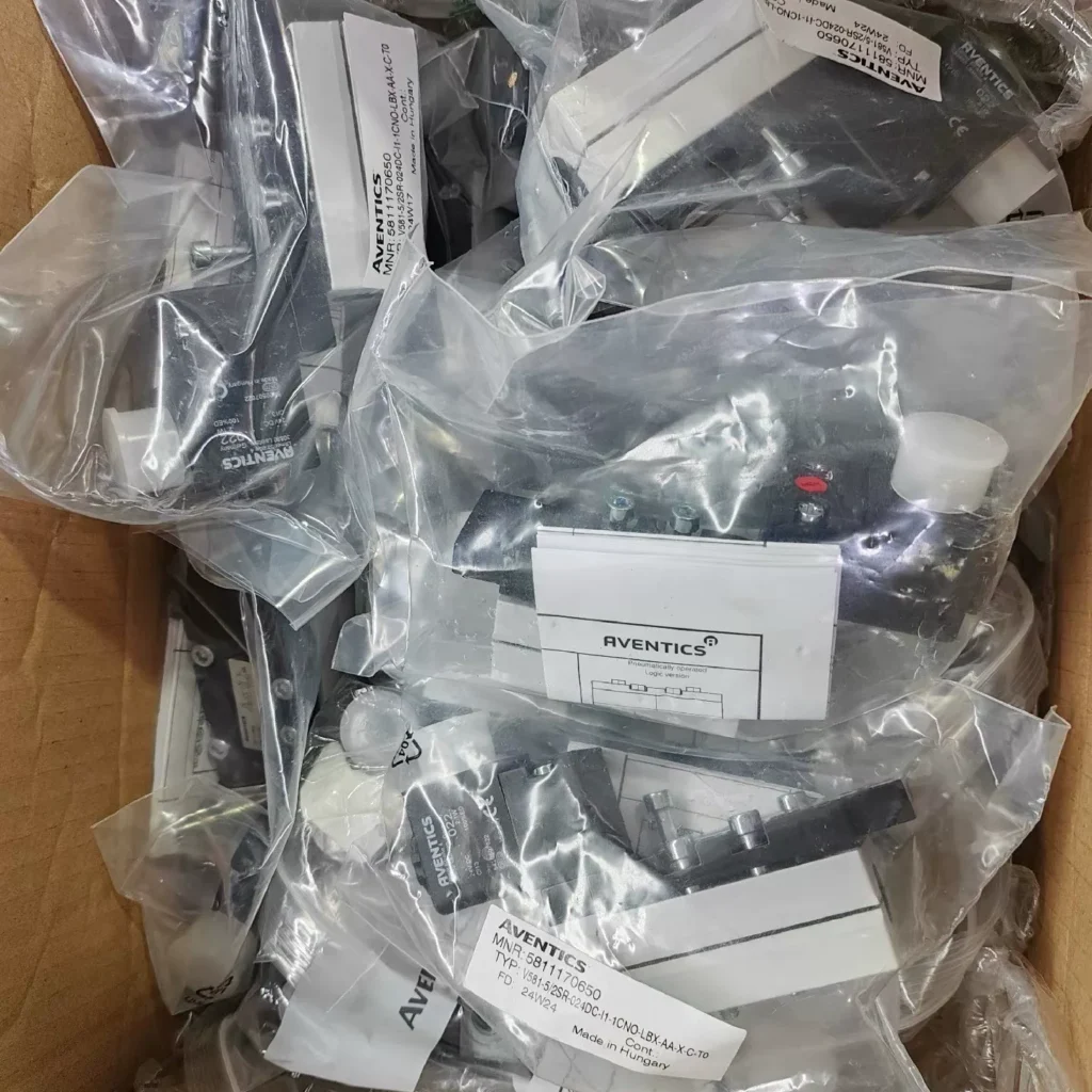 Aventics 5811170650 Pneumatic Valve