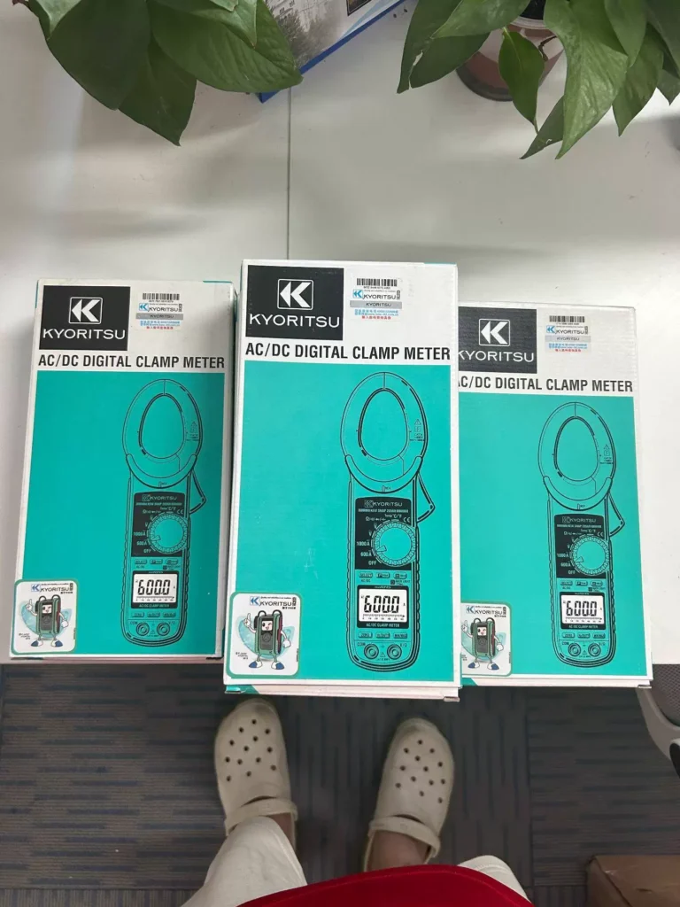 KYORITSU 2046R AC/DC Clamp Meter thumbnail