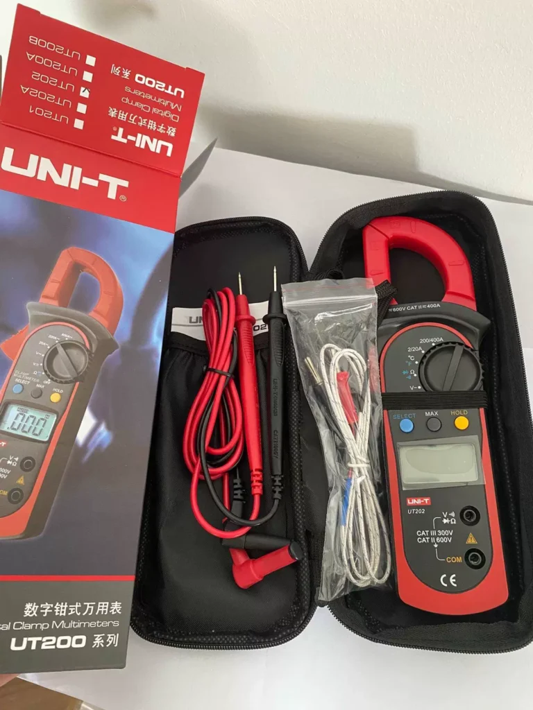 UNI-T UT202 Clamp Meter