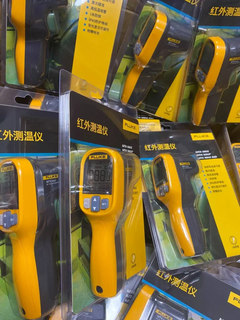Fluke MT4MAX Infrared Thermometer thumbnail