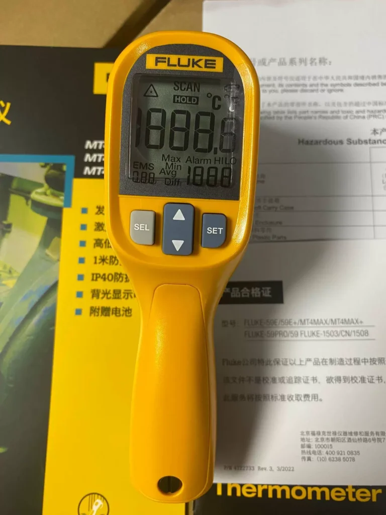 Fluke MT4MAX Infrared Thermometer thumbnail