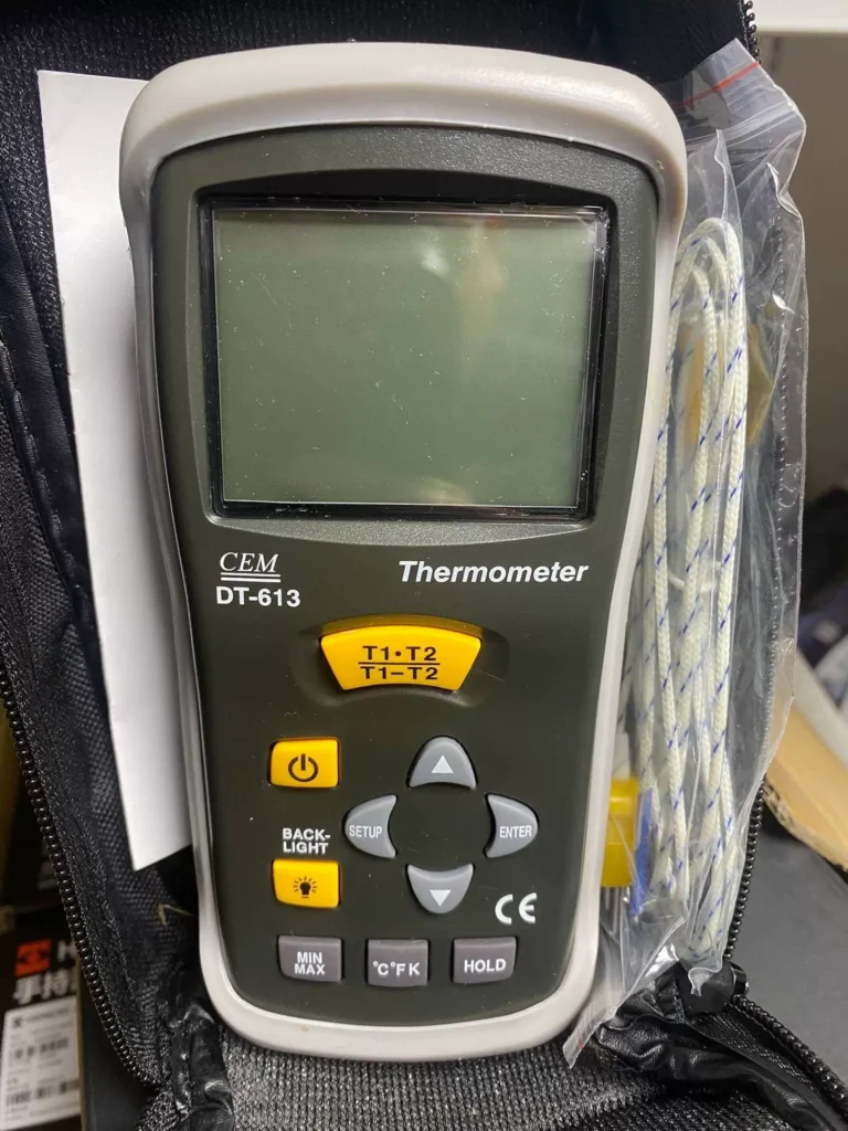 CEM DT-613 Dual-Input Thermocouple Thermometer