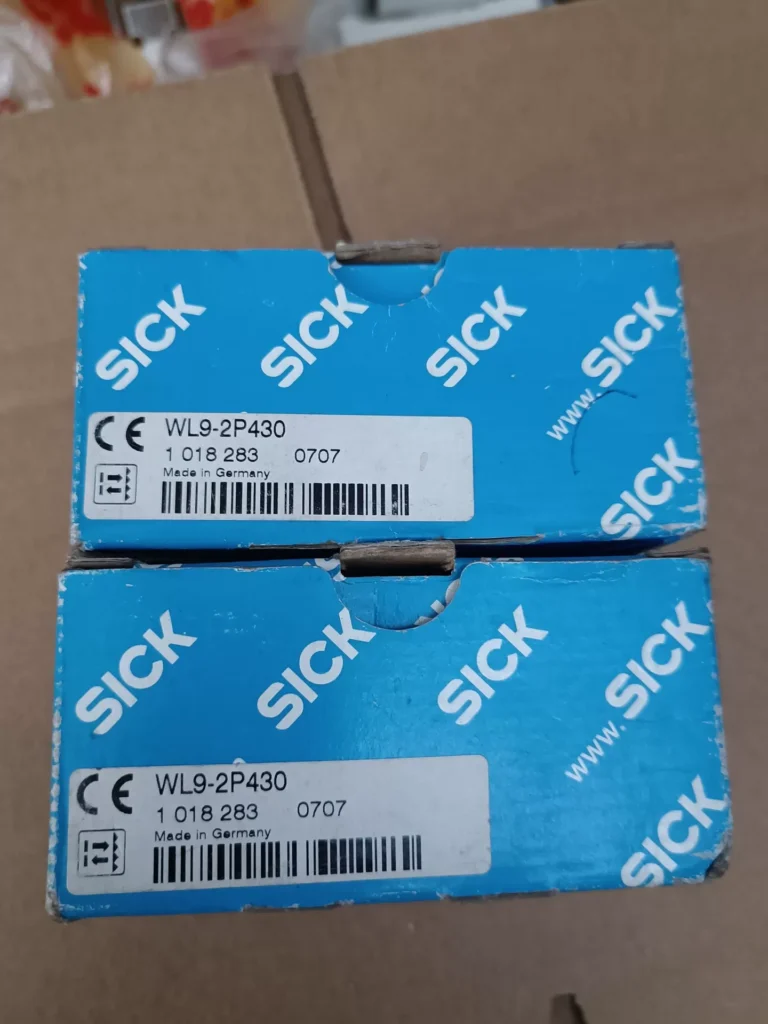 SICK WL9-2P430 Photoelectric Sensor