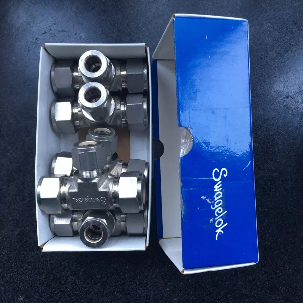 Swagelok SS-1210-3-12-8 Reducing Tee