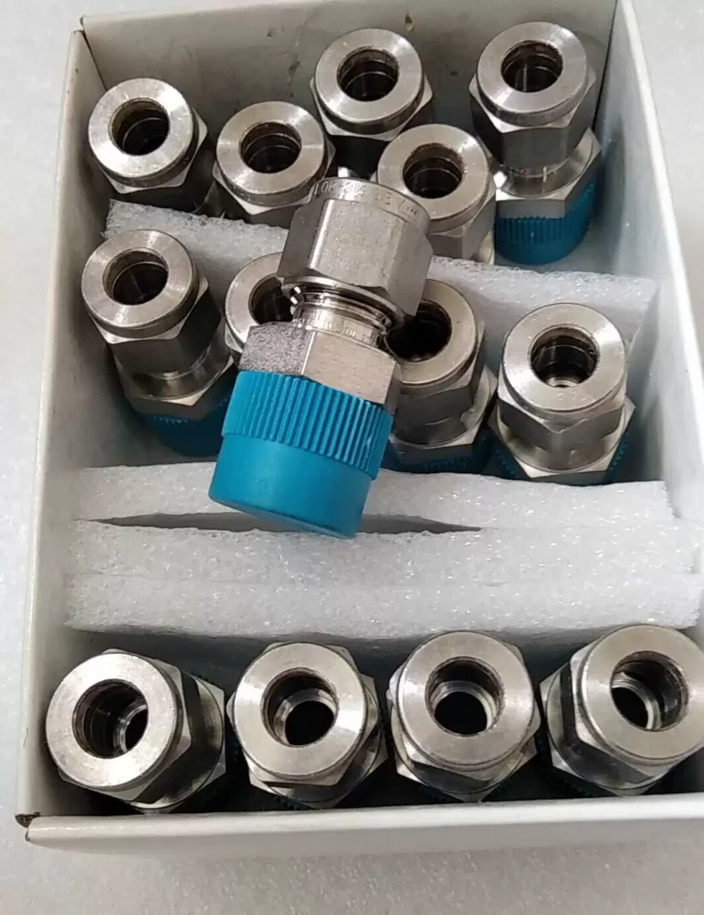 Swagelok SS-6M0-1-8 Male Connector