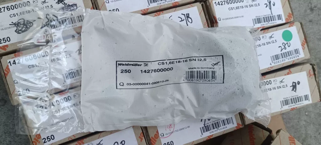 Weidmuller 1427600000 Connector thumbnail