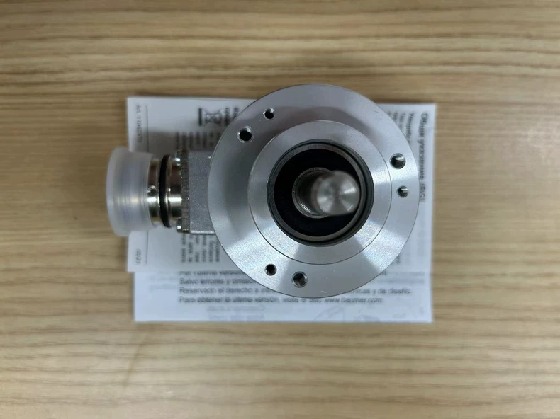 Baumer EIL580-SC10.5EN.02048.A Encoder thumbnail