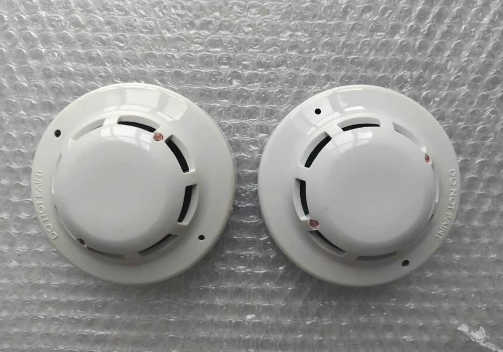 Hochiki SLR-E3NM Smoke Detector thumbnail