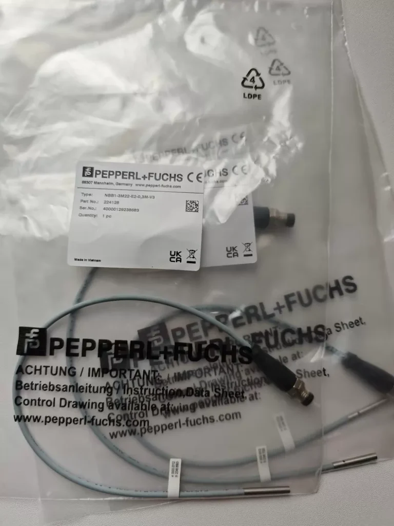 Pepperl+Fuchs Sensor NBB1-3M22-E2-0.3M-V3 thumbnail