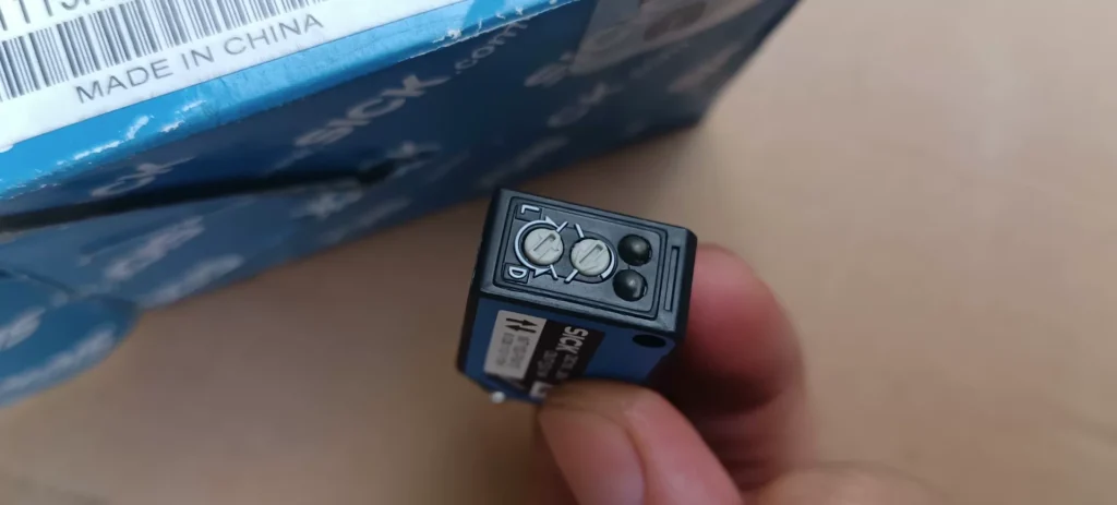 SICK WT100-P3410 Photoelectric Sensor thumbnail