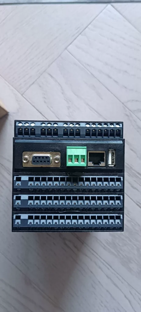 PMA KS98-211-20221 Temperature Controller thumbnail