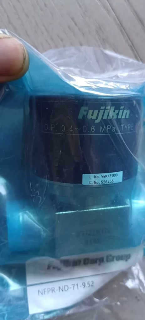 Fujikin NFPR-ND-71-9.52 Diaphragm Valve thumbnail