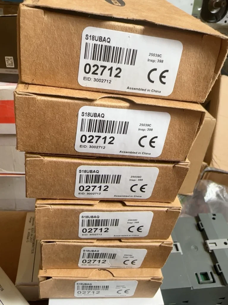 Banner Engineering 02712 Ultrasonic Sensor