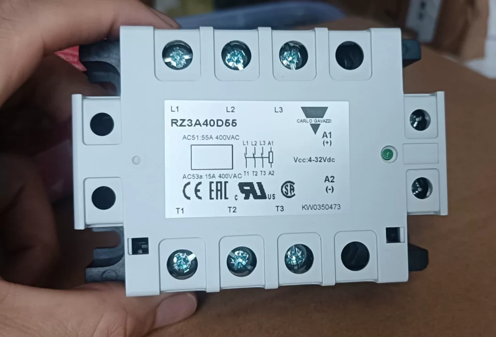 Carlo Gavazzi RZ3A40D55 Solid State Relay