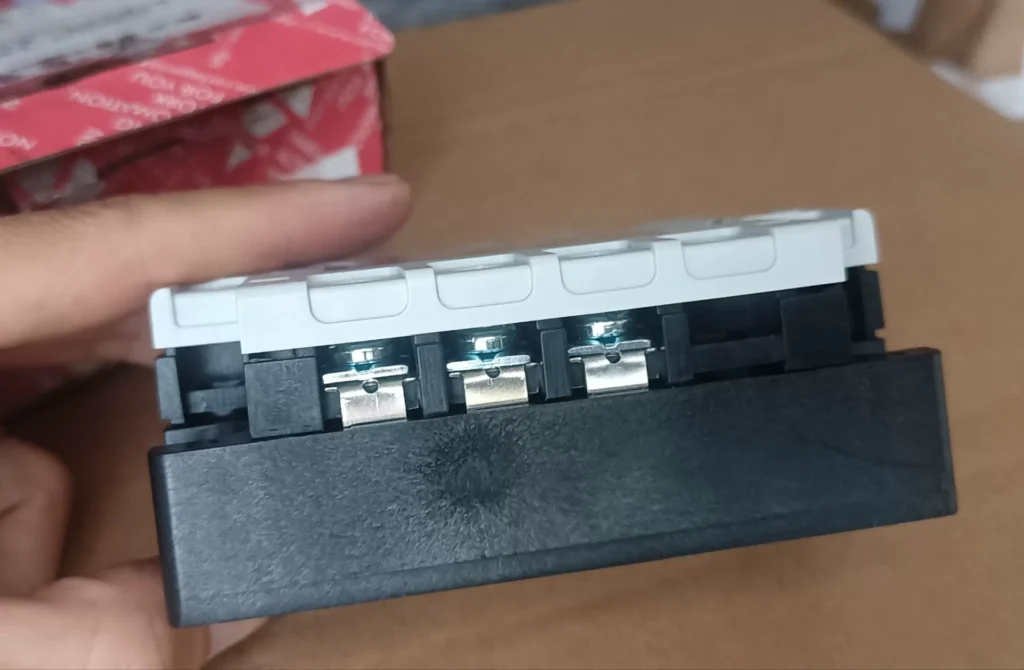 Carlo Gavazzi RZ3A40D55 Solid State Relay thumbnail