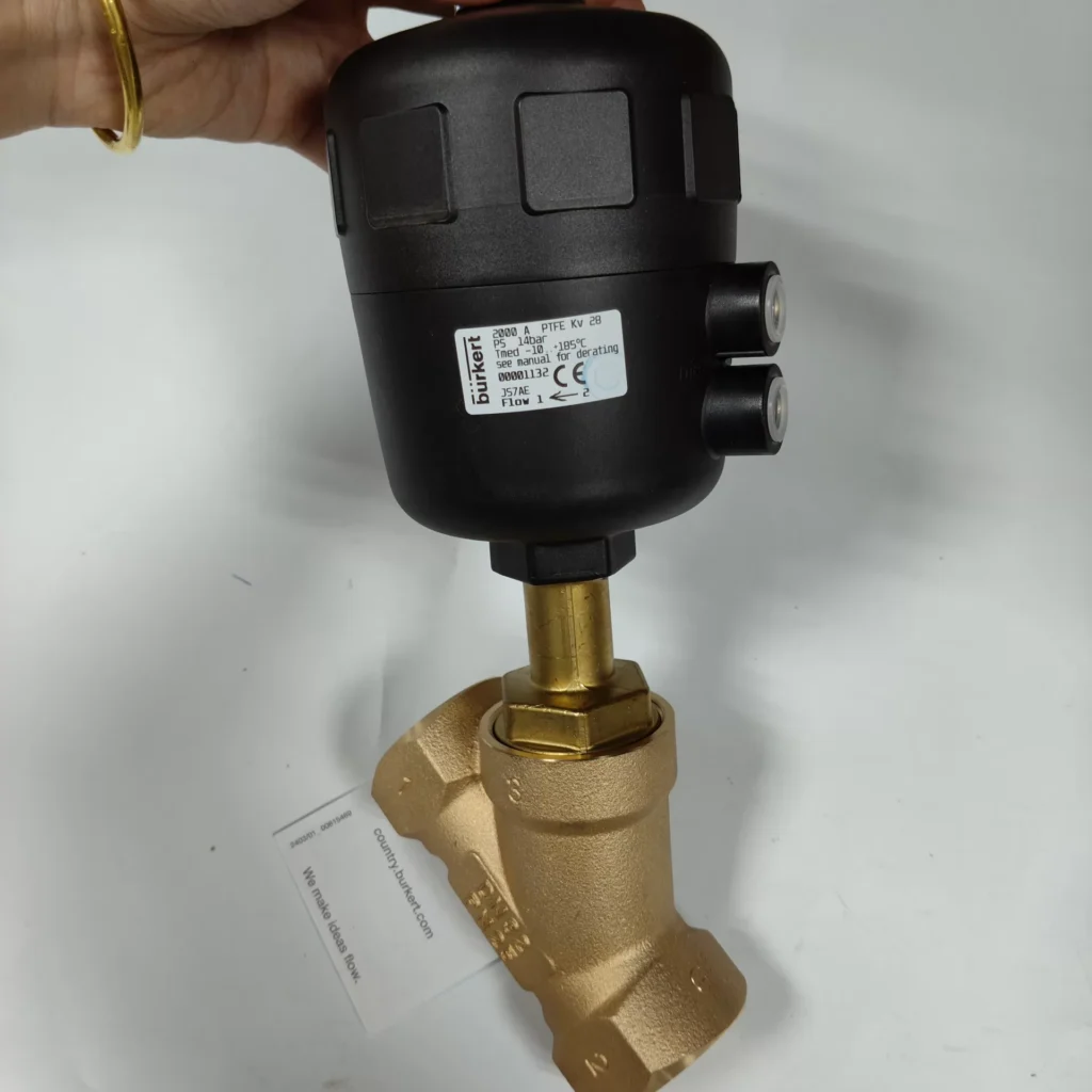 Burkert 01132 Valve