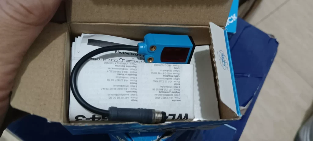 SICK WL4-3F3130 Sensor thumbnail