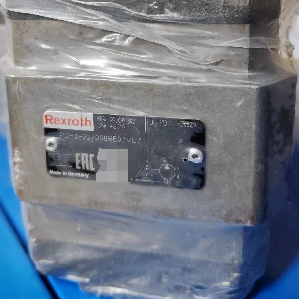 Bosch Rexroth R900951302 PGH2-22/008RE07VU2 Hydraulic Pump thumbnail