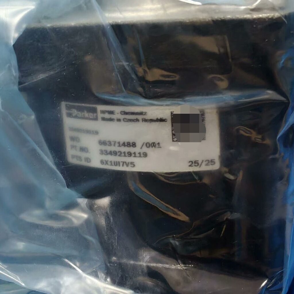 Parker PGM511B0110BS2D3NL1 Gear Pump