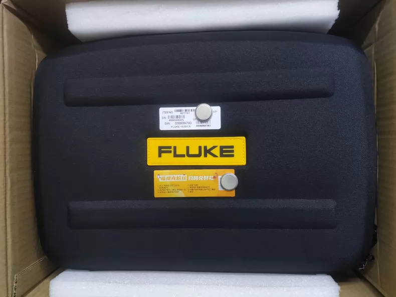 FLUKE 1535 Insulation Resistance Tester