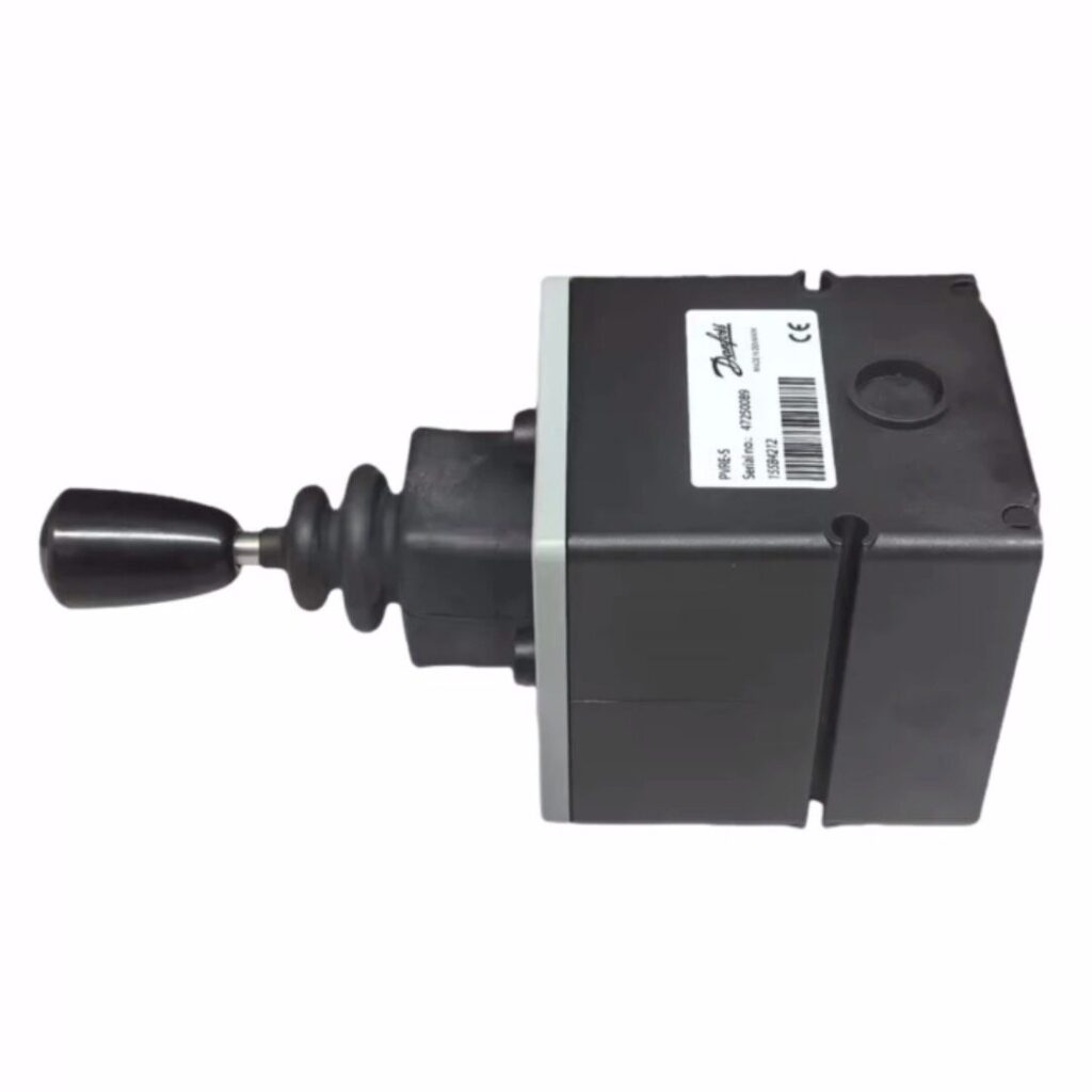 Danfoss 155B4210 Electric Remote Control Joystick
