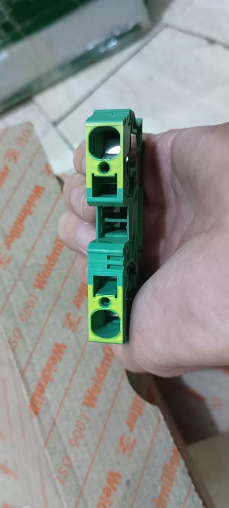Weidmuller ZPE16 Terminal Block thumbnail