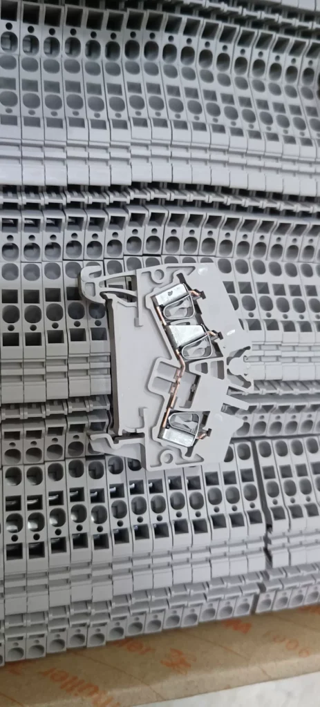 Weidmuller ZDU 2.5-2/3AN Terminal Block