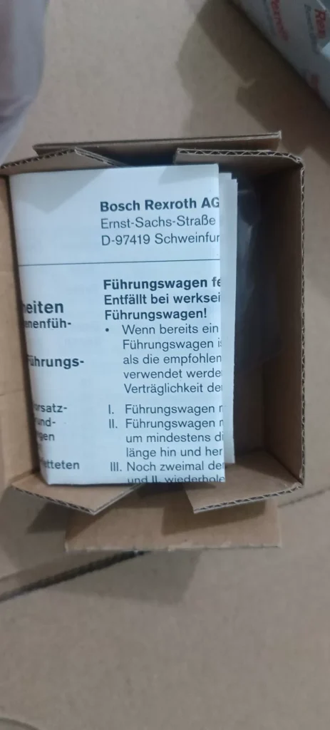 Bosch Rexroth R161922500 Valve thumbnail
