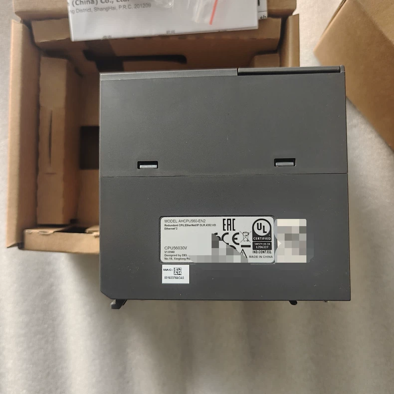 Delta PLC CPU Module AHCPU560-EN2 thumbnail