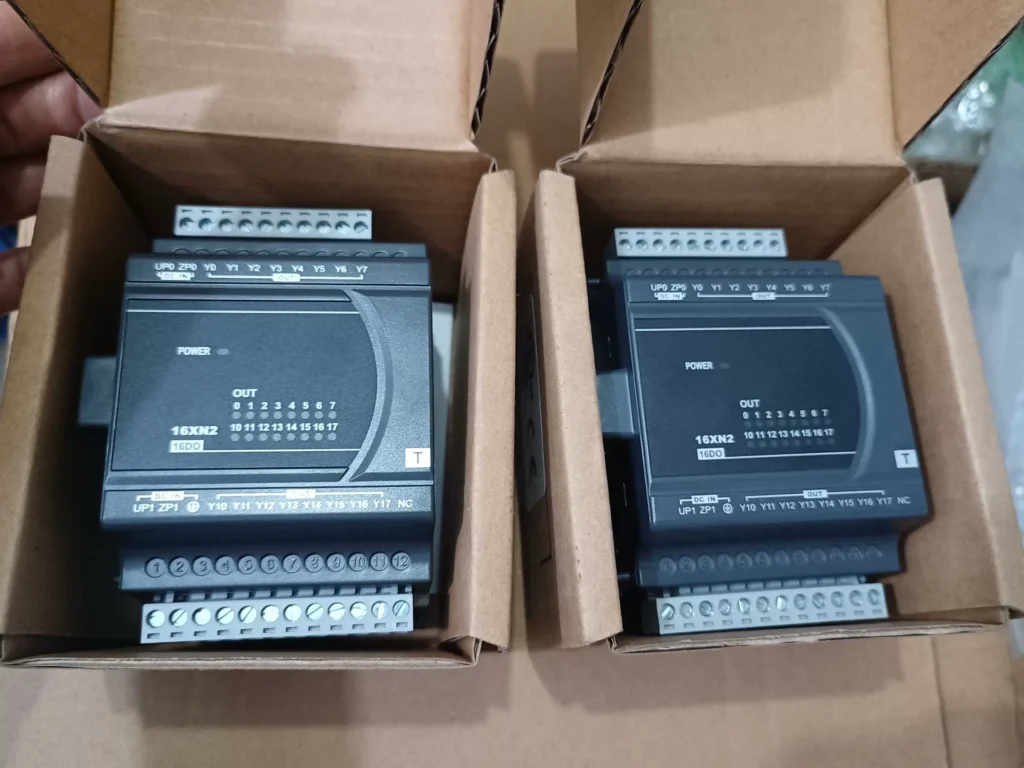 Delta DVP16XN211T PLC thumbnail